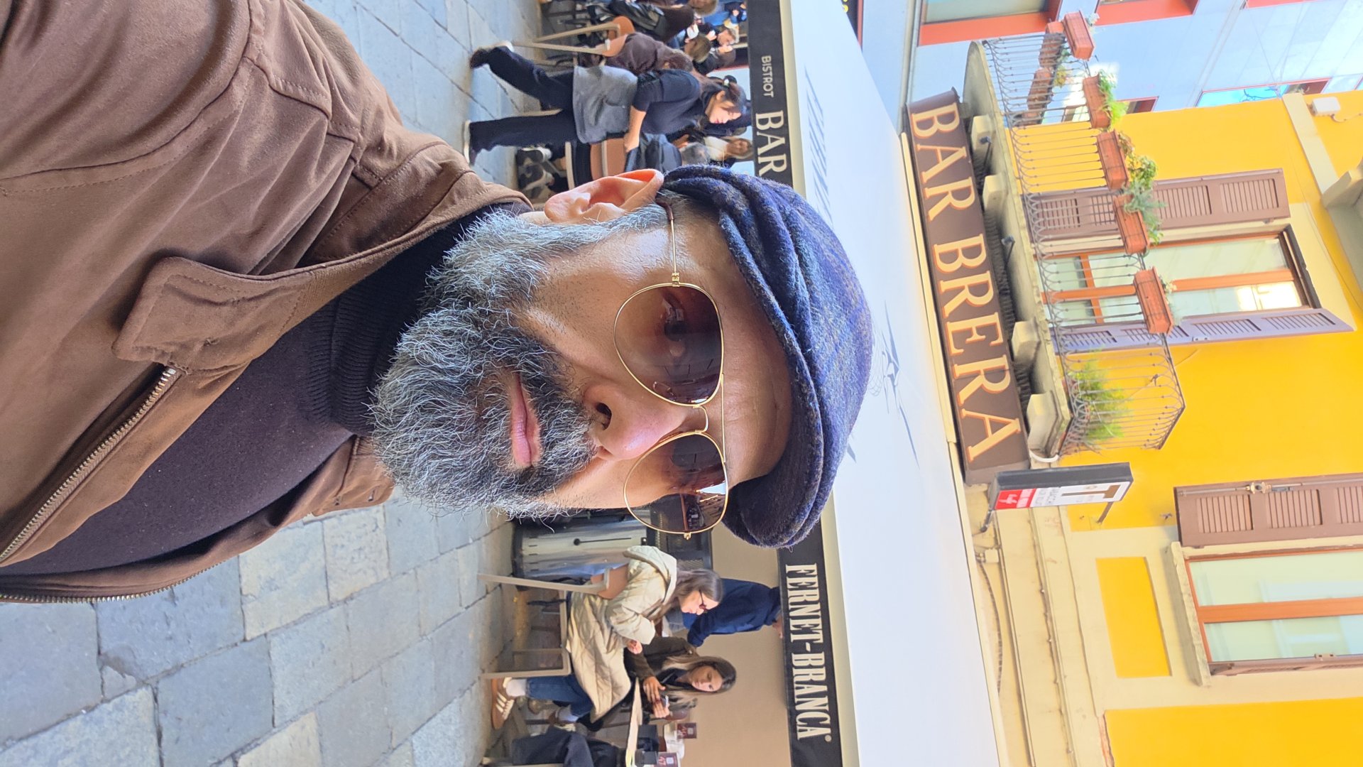 Amantelinguista da Milano,Italia